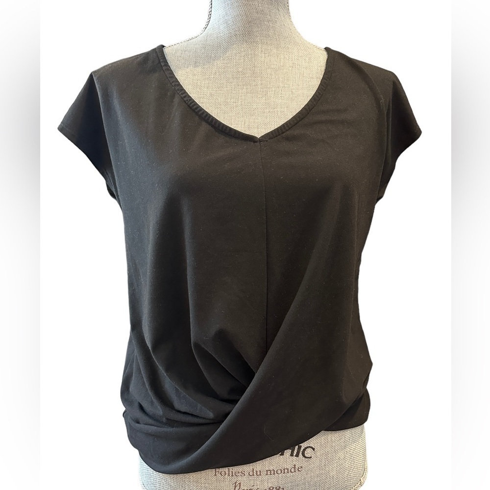 Soft cross-front tee